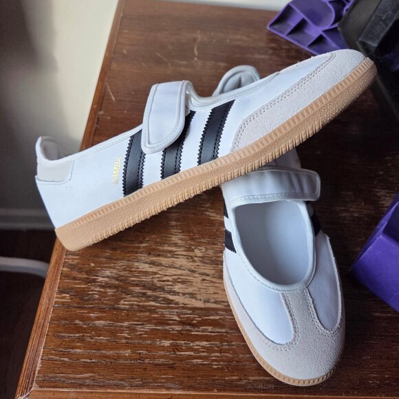 adidas White Sneakers with Black Stripes - Picture 2 of 4